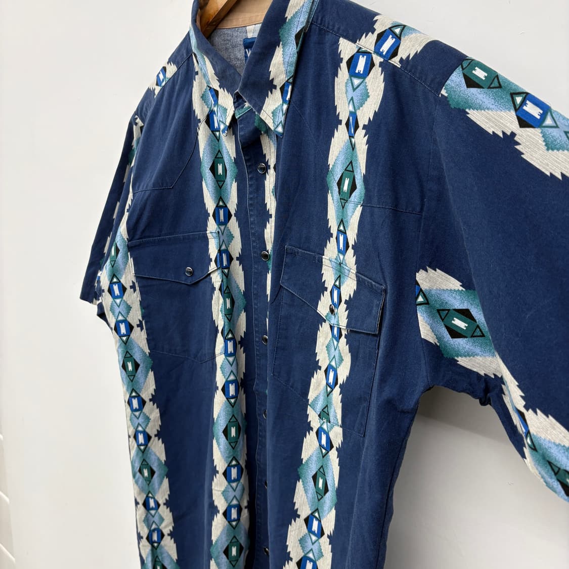 랭글러 웨스턴 남방 네이비 패턴 반팔셔츠 남성M 상품이미지3