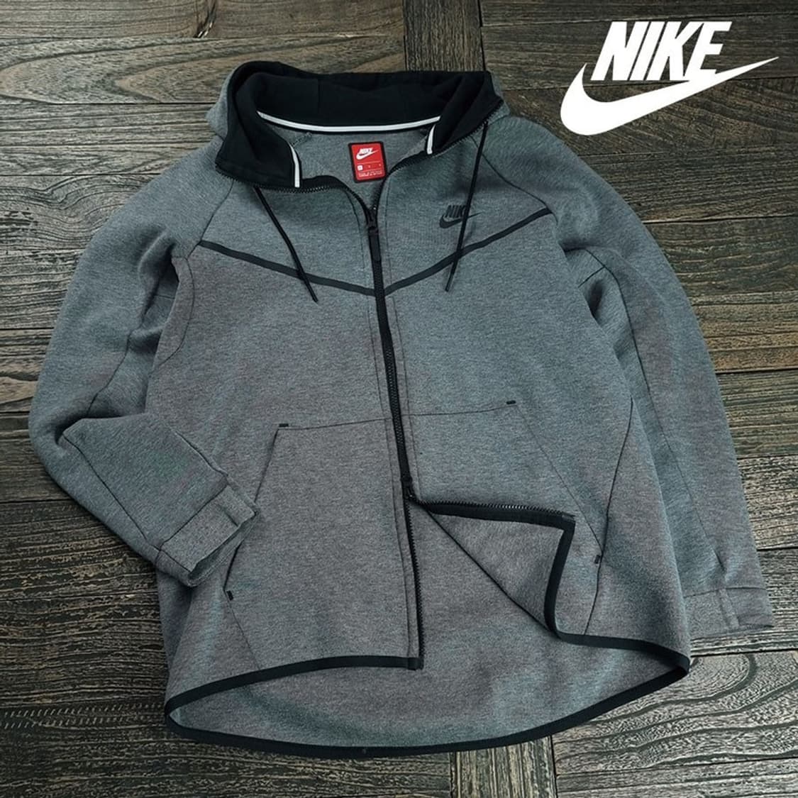 [나이키] 로고 프린팅 테크팩 후드 집업 그레이 M19264 상품이미지1