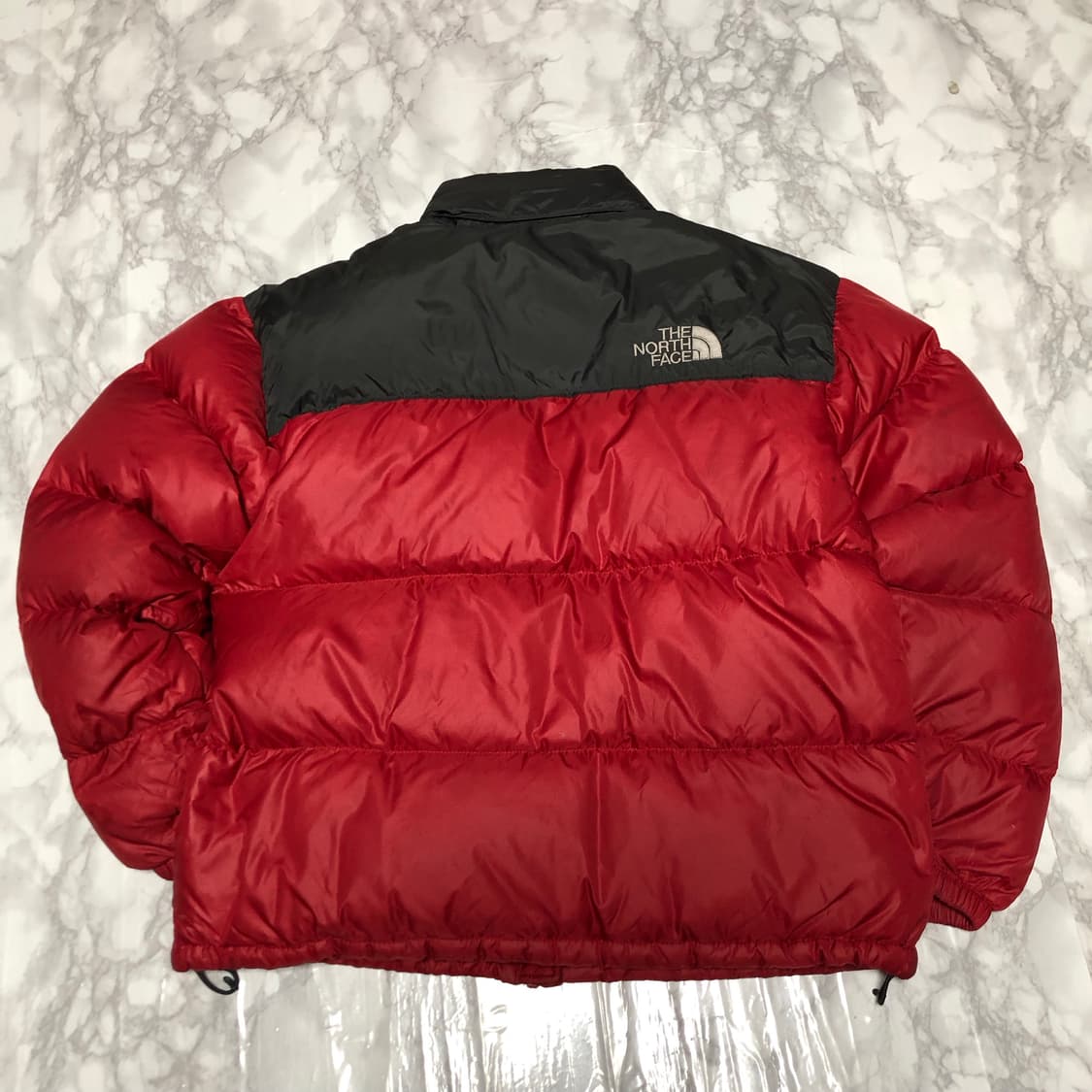 노스페이스 700 눕시 패딩 레드/블랙 자켓 상품이미지2