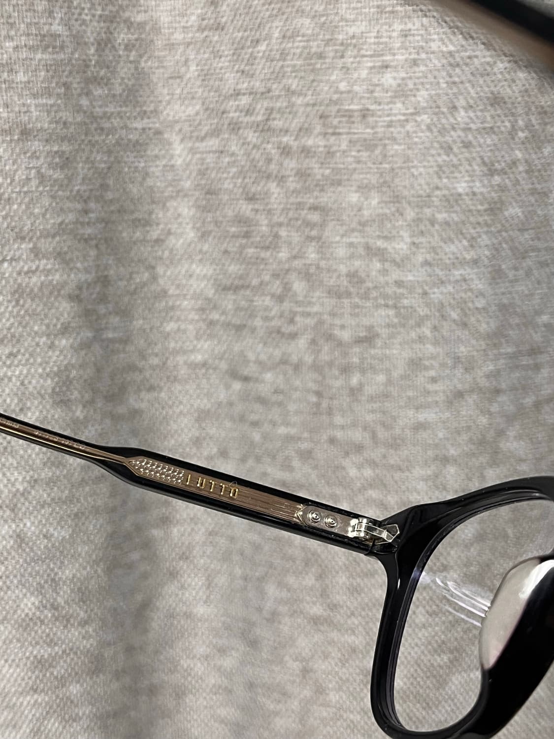 젠틀몬스터 루토 01 블랙 안경 상품이미지2