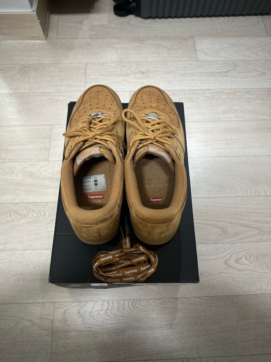 Nike x Supreme 슈프림 된장포스 상품이미지4