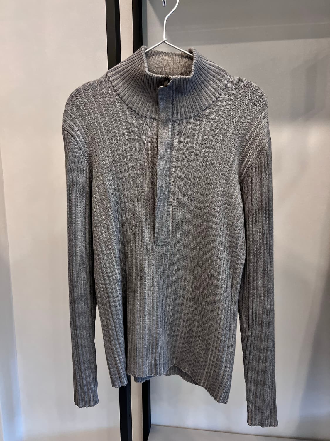 Calvin Klein Grey Knit 상품이미지4
