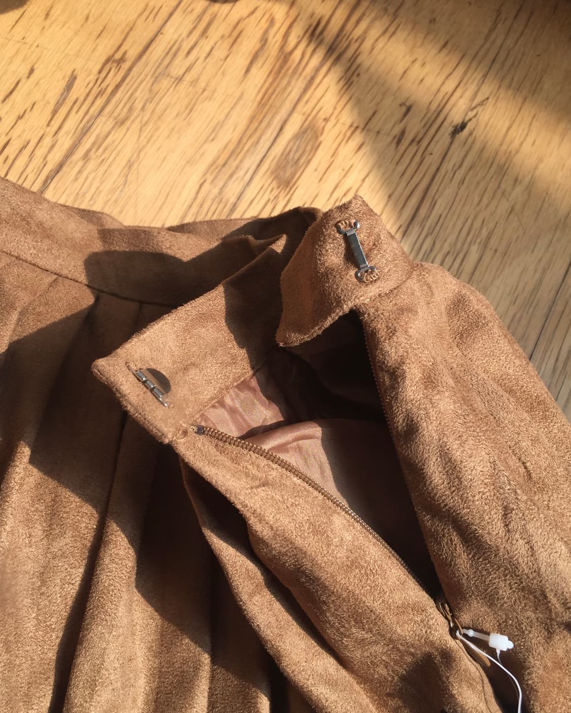 [ELLE] vintage mood swade skirt 상품이미지1