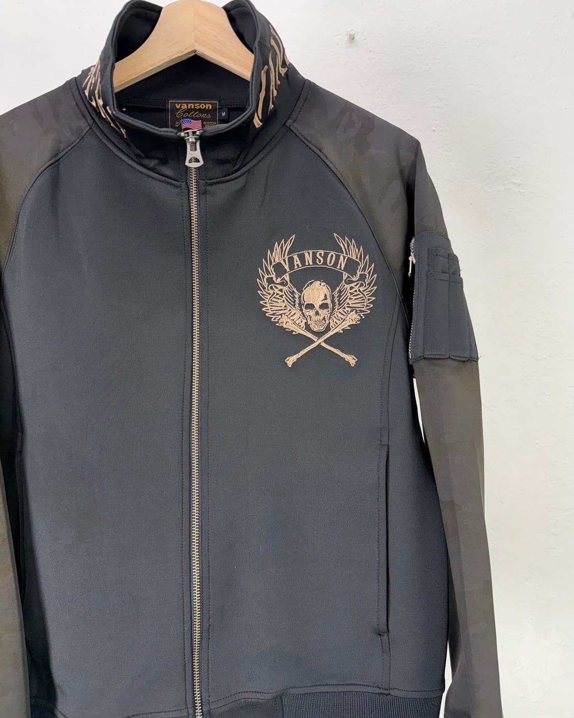 벤슨 톤톤 폴리아미드 스컬 본 텍스타 트랙 자켓 상품이미지3