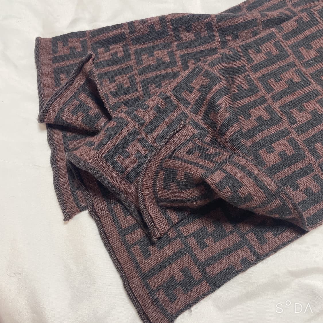 펜디 FF 로고 머플러 브라운 상품이미지4