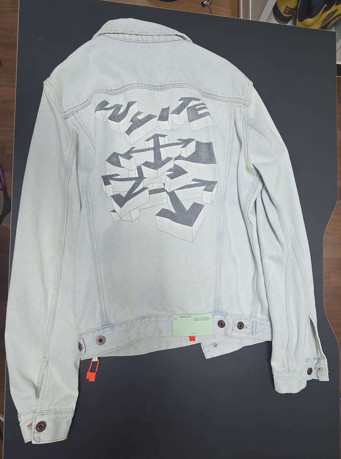 Off- white  상품이미지5