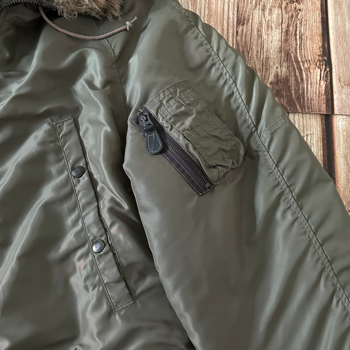 유나이트카 by 버즈릭슨 N3B 자켓 올리브 색상 L사이즈  상품이미지8