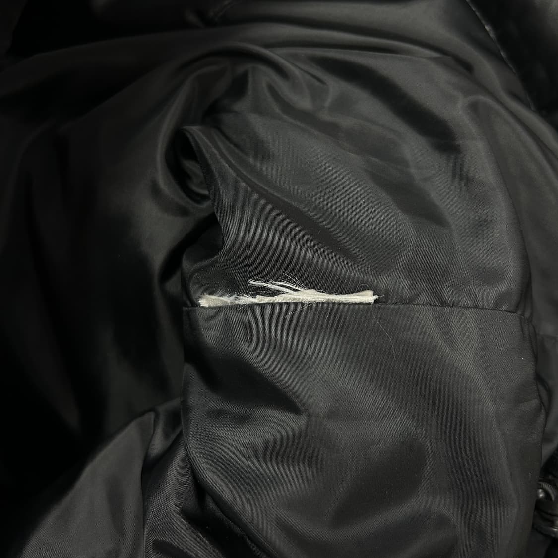 나이키 맨유 올드스쿨 유광 패딩(M) 상품이미지3