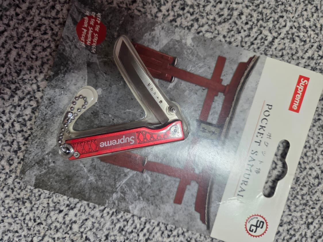 슈프림 스탯기어 사무라이 키체인 상품이미지3