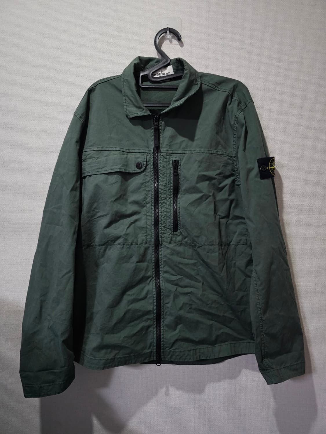 정품 24SS 스톤아일랜드 오버셔츠 100/L 상품이미지1