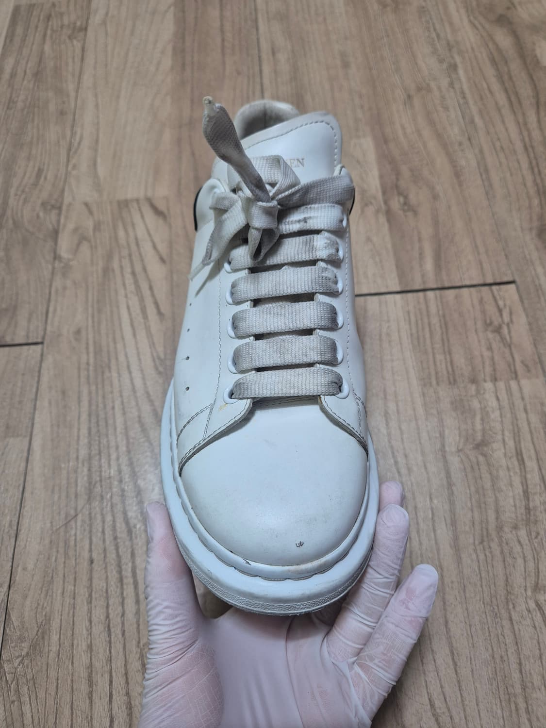 정품 알렉산더 맥퀸 42 사이즈 270-275 상품이미지7