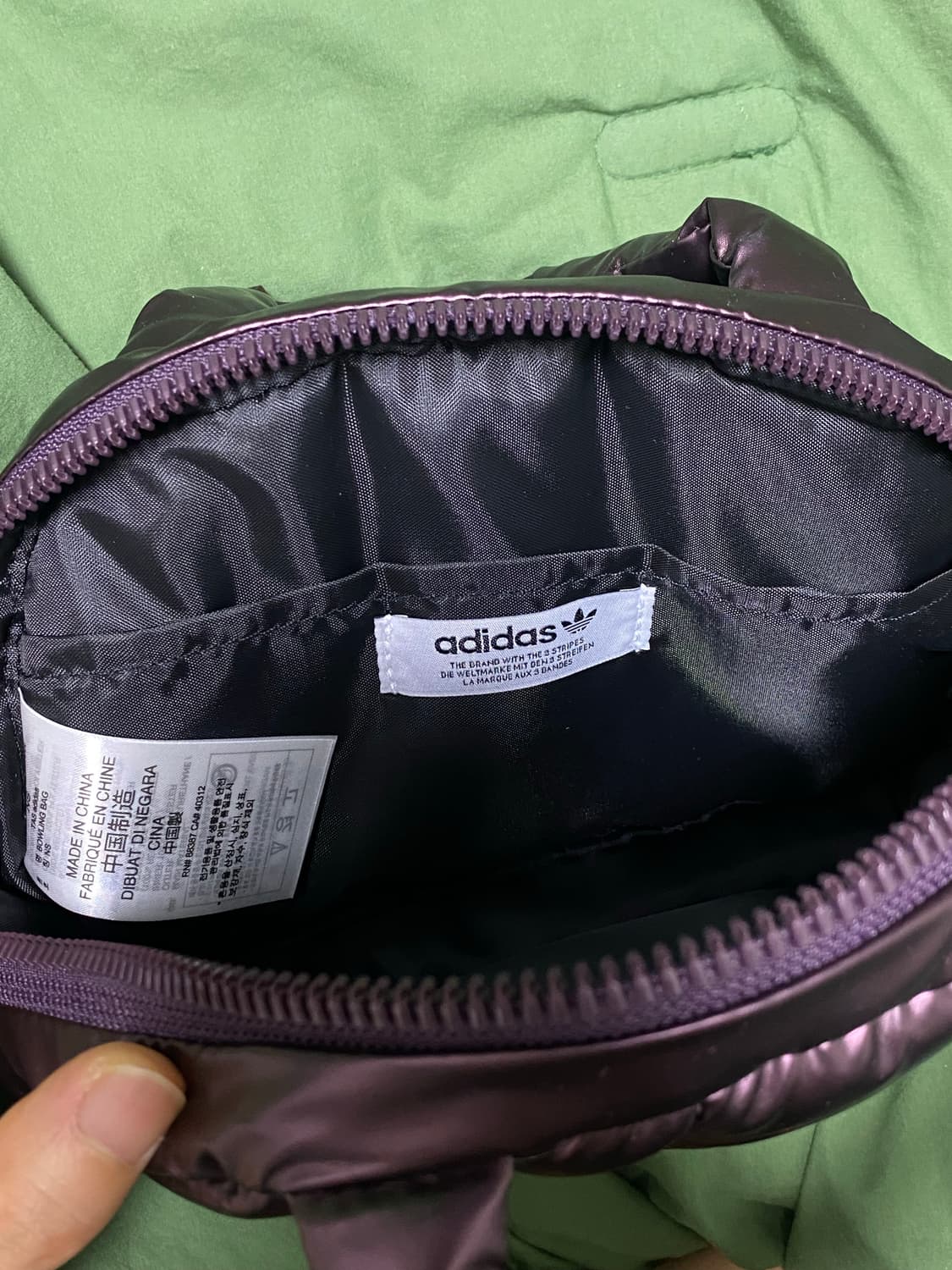 아디다스 미니 패딩백 상품이미지2