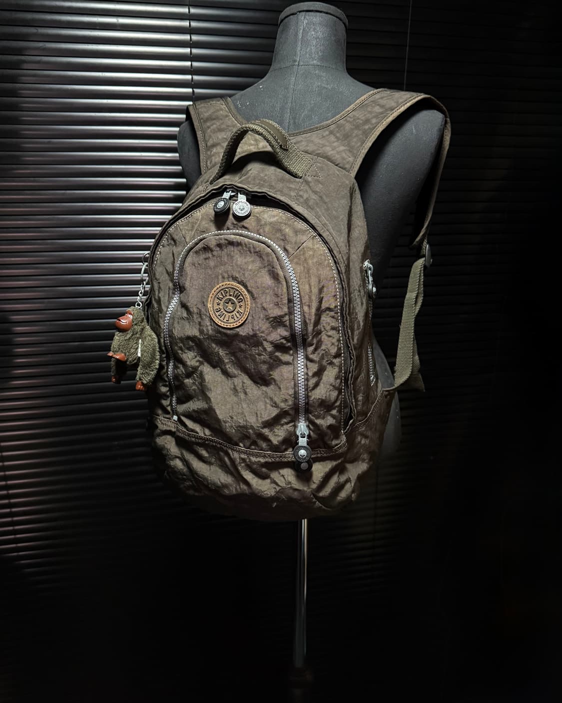 키플링 브라운 갈색 가방 백팩 고릴라 인형 키링 갸루 쵸코 너드 모리걸 상품이미지1