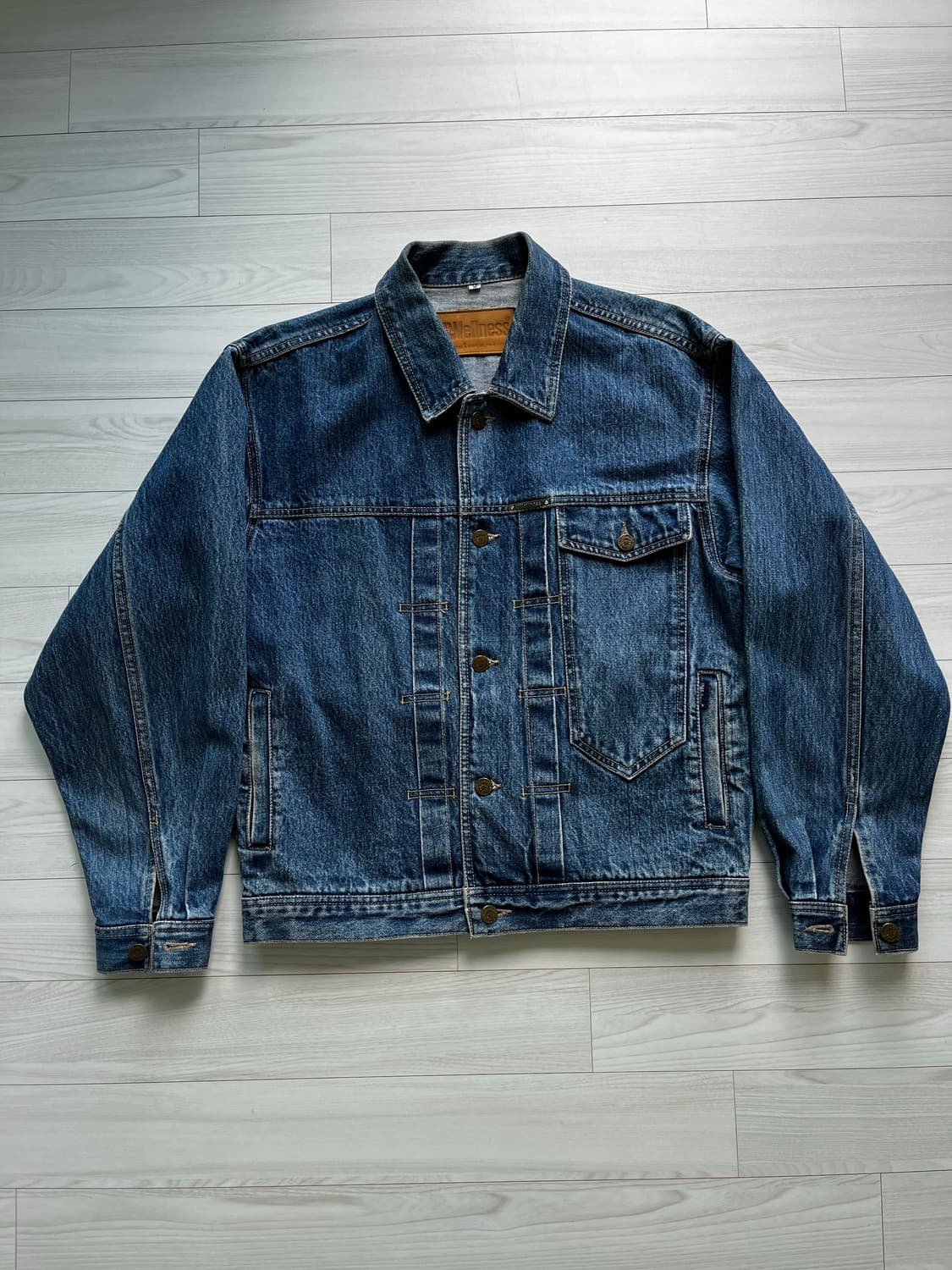 Vintage Denim Trucker Jacket 상품이미지1