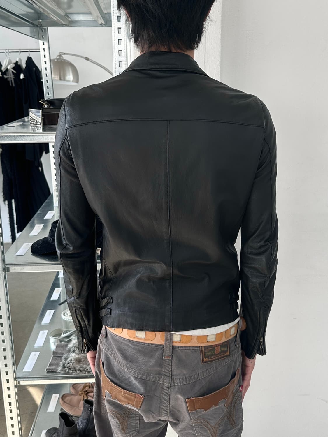 어태치먼트 사슴 가죽 라이더 자켓 상품이미지4