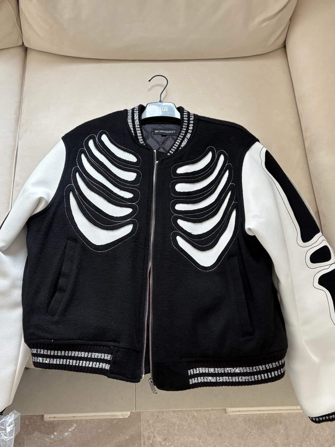 써저리 본 바시티 상품이미지1