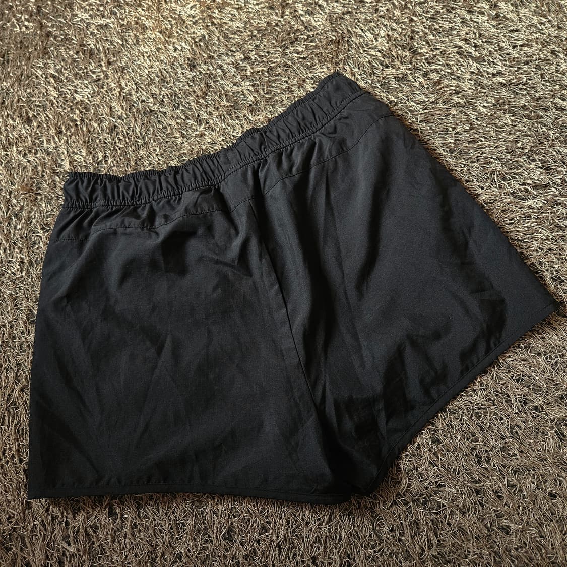 뉴발란스 24ss 스포티 나일론 러닝 3부 쇼츠 M size 상품이미지2
