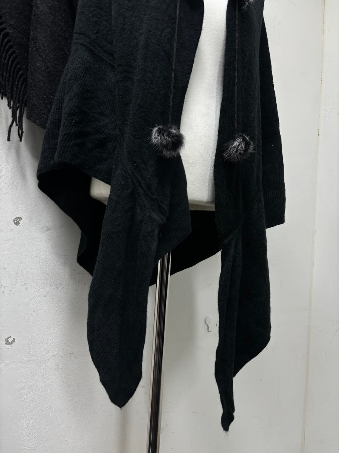 “Vintage”00‘s Black&Grey Cape 상품이미지2