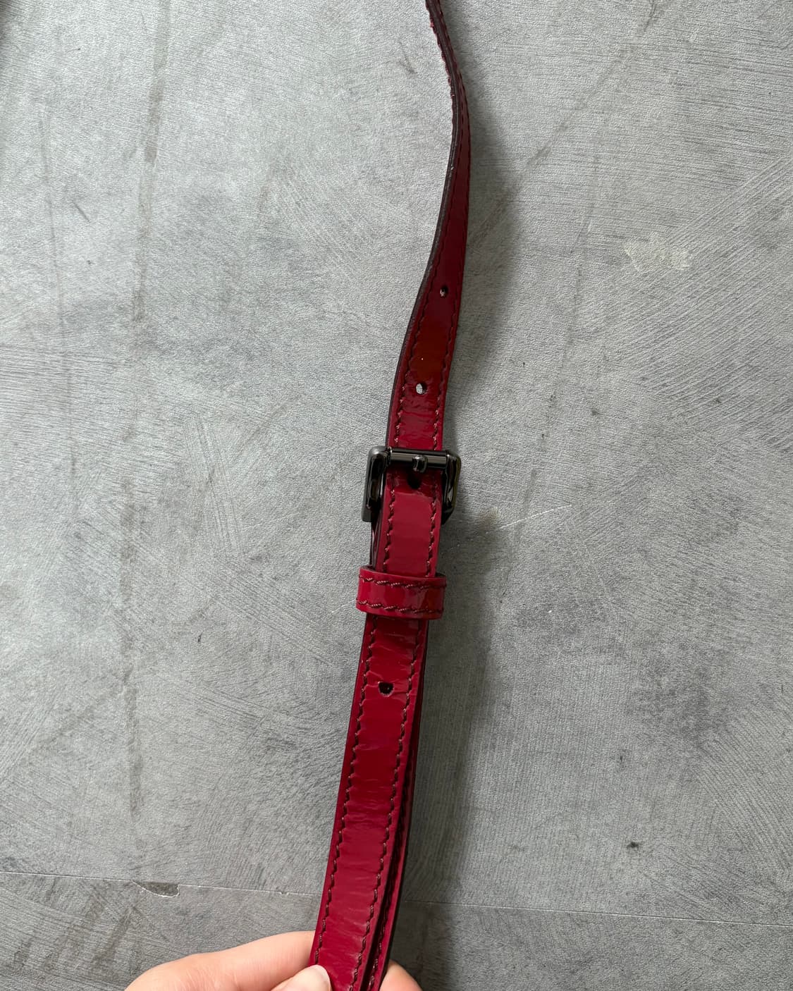 Burberry 버버리 레드 애나멜 체크 복조리 크로스백 상품이미지4