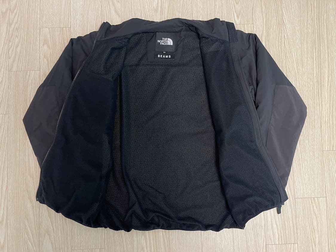 빔즈 x 노스페이스 익스페디션 라이트 알파 자켓 상품이미지3
