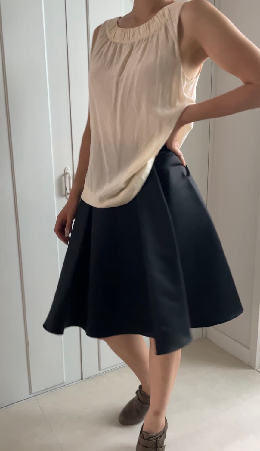 Armani Collezioni Flare skirt 상품이미지1