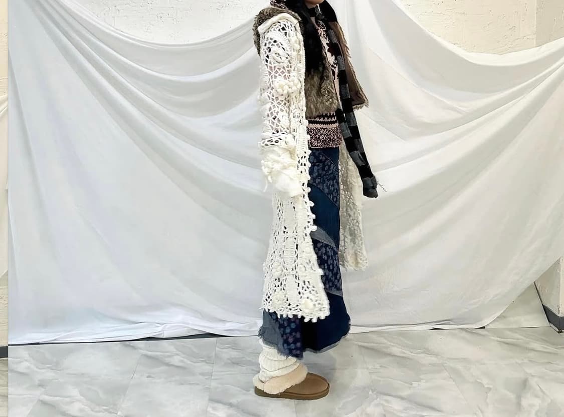 니트집업, 퍼베스트, 데님스커트, 크로쉐가디건 상품이미지3