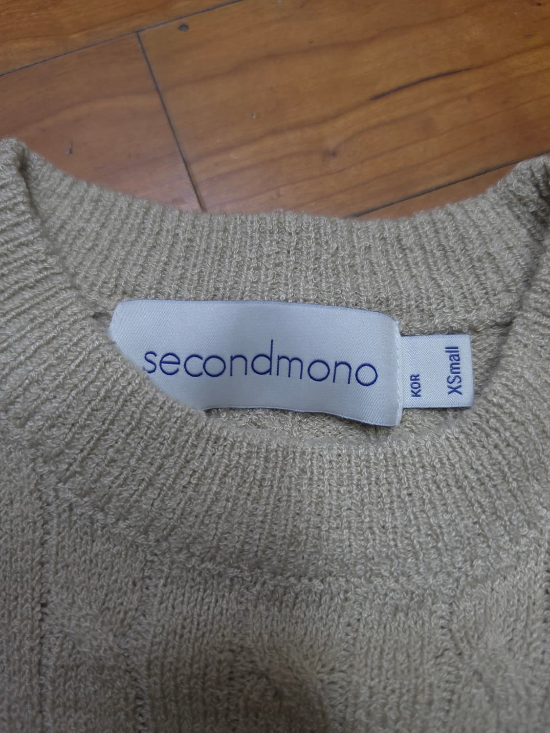 세컨모놀로그 키홀 케이블 니트 상품이미지4