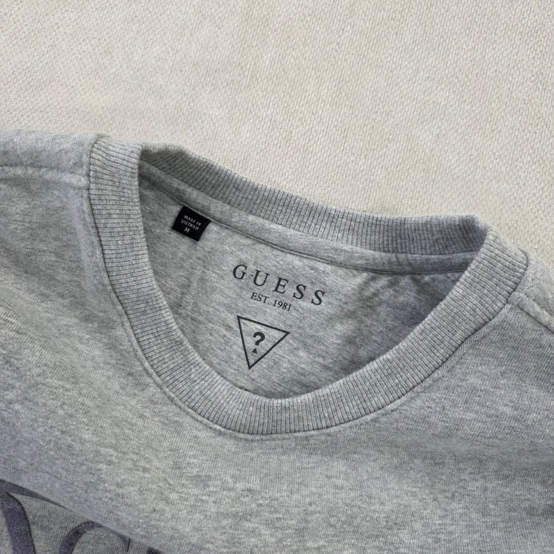 [M] 게스 기모 트라이앵글로고 맨투맨 0223J 상품이미지2