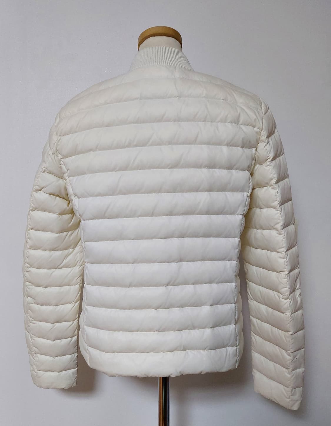 여성 경량 구스다운 패딩 아이보리(90)

 상품이미지3