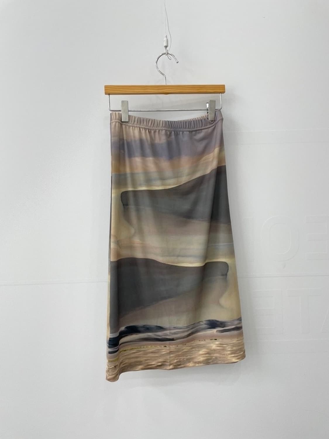 위크데이위켄드 graphic multi top, skirt 멀티탑 스커트 상품이미지1