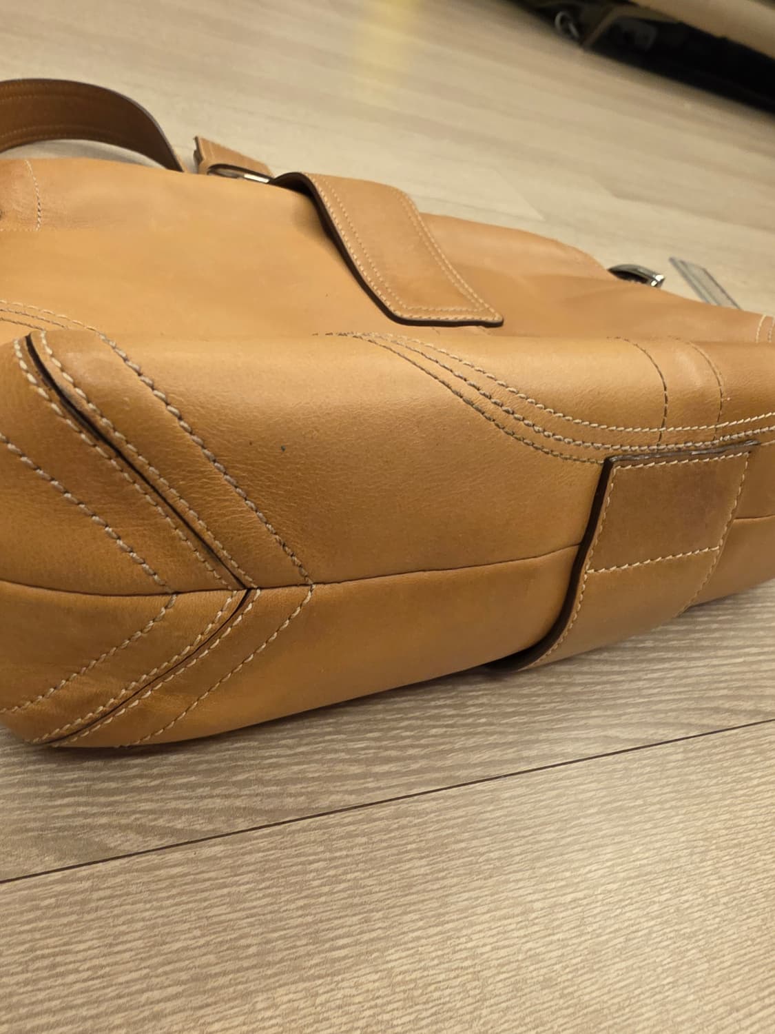 코치 가죽 숄더백 상품이미지6