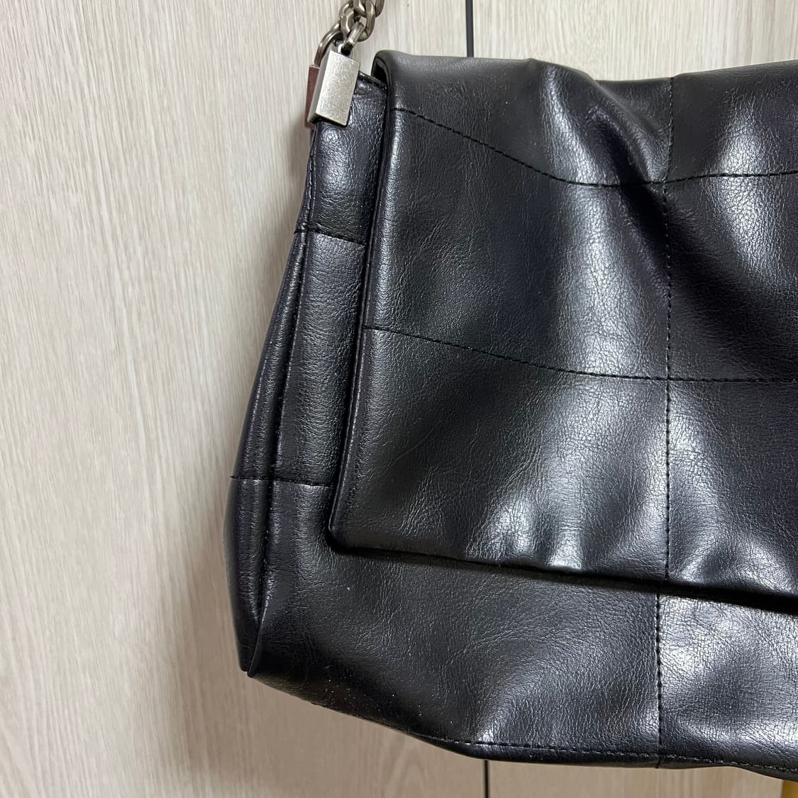 자라 유나가방 락플랩 숄더백 상품이미지2