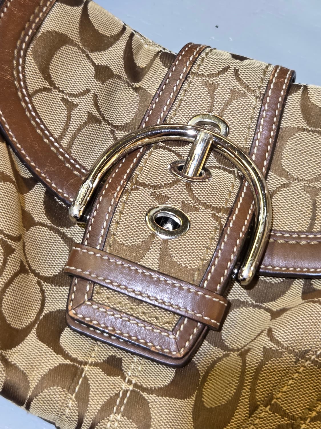 Coach 코치 패턴 브라운 버클백 호보백 상품이미지2