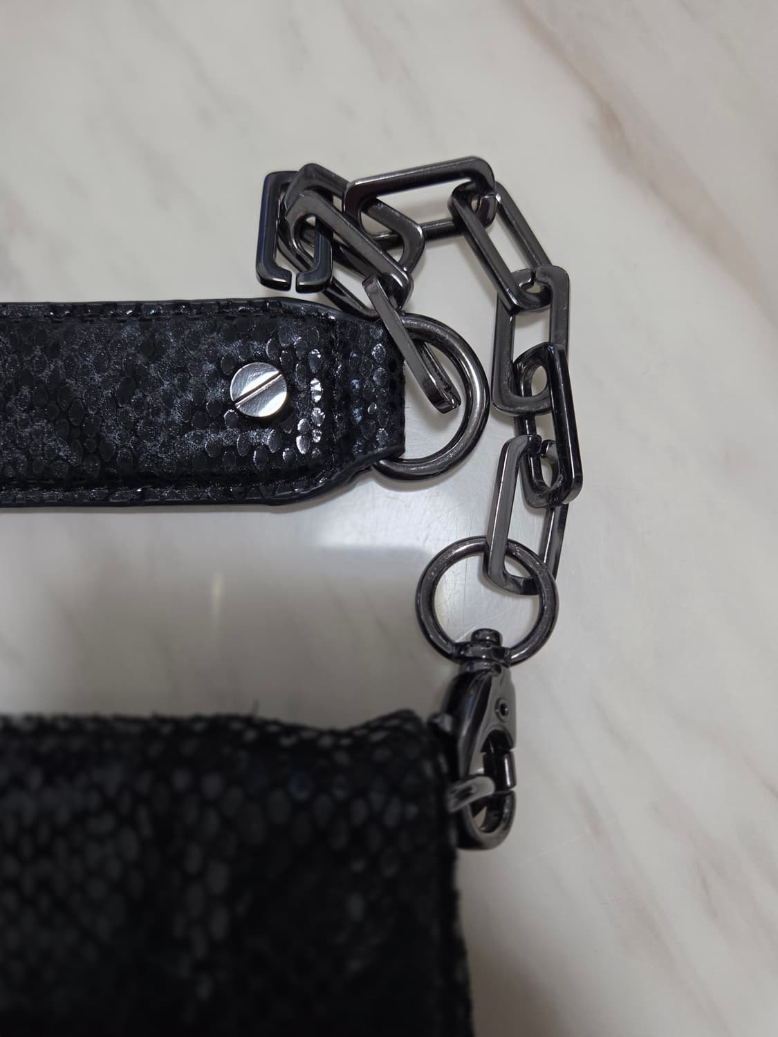 토리버치 레바 스네이크스킨 클러치 앤 숄더백 상품이미지8