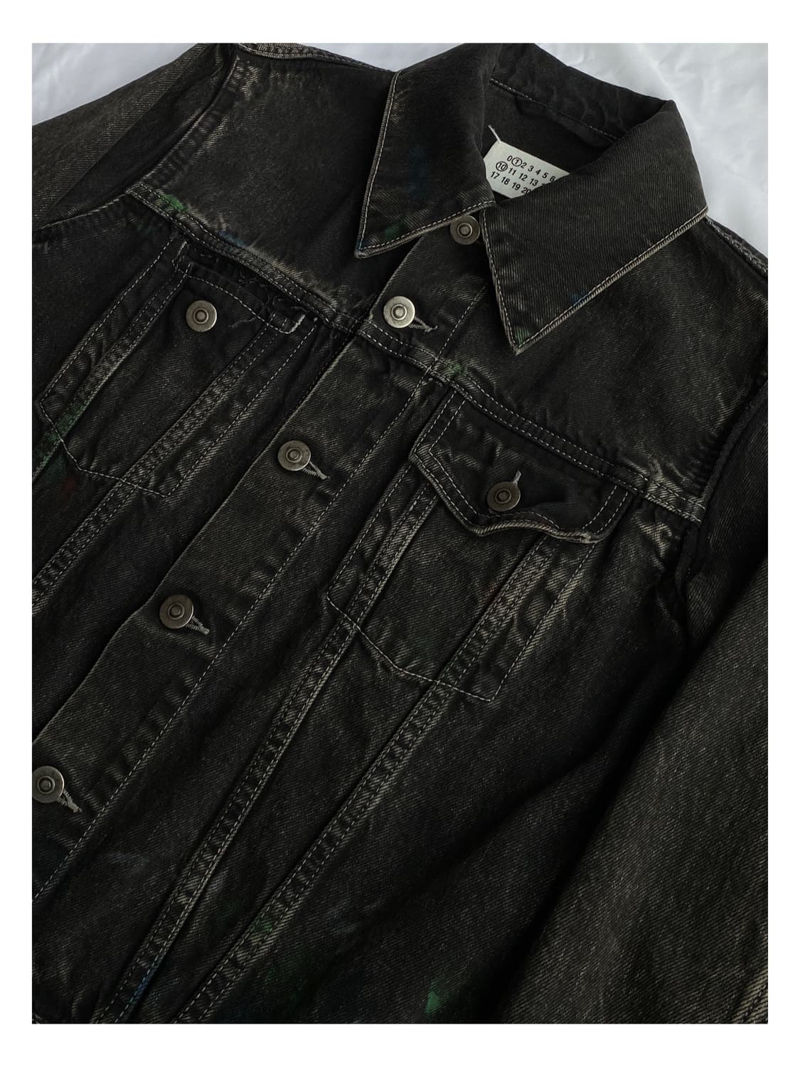 마르지엘라 백스티치 블랙 페이팅 워싱 데님 자켓 아카이브 청자켓 상품이미지3