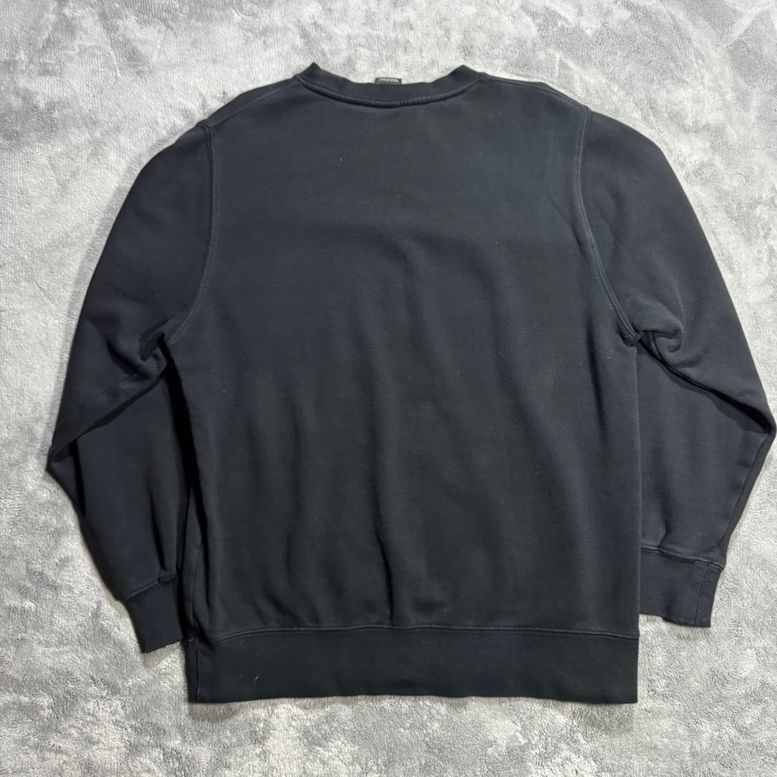 스투시 블랙팬서 맨투맨  상품이미지3