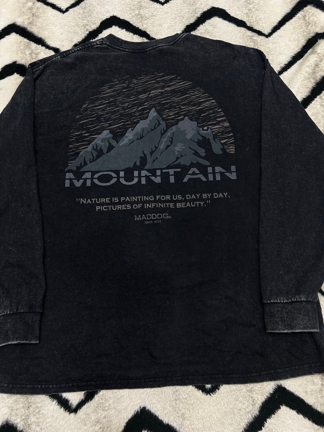 [XL]빈티지 매드독 피그먼트 긴팔 티 상품이미지2