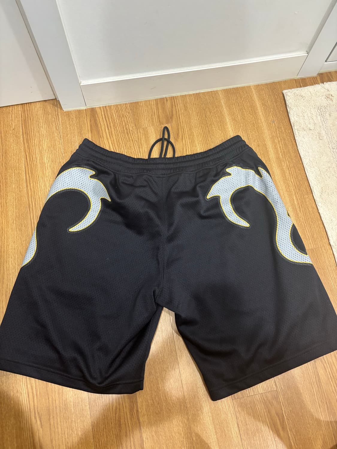 팔라스 메쉬 쇼츠 상품이미지2