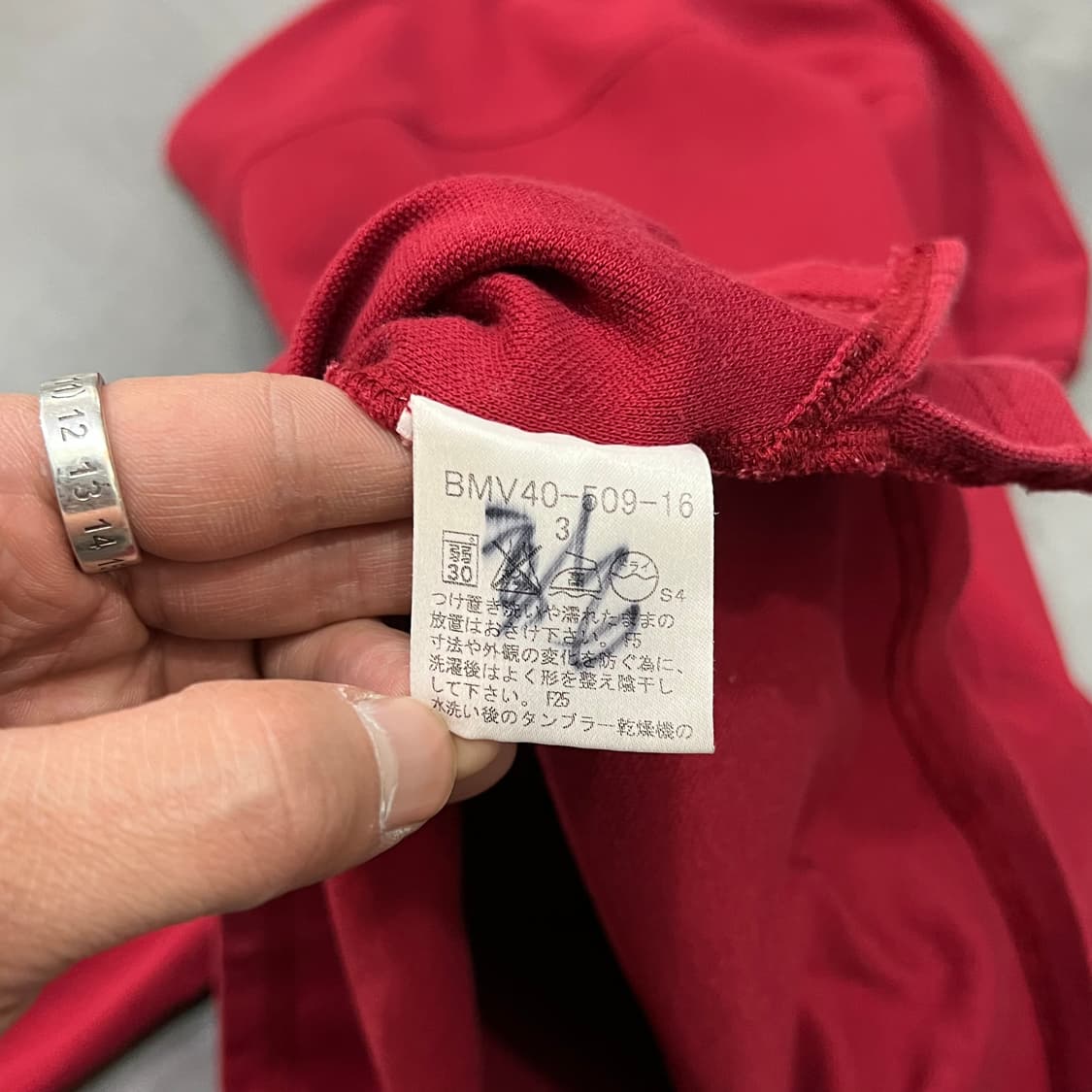  버버리 블랙라벨 기마로고 카라티 y14470 상품이미지7