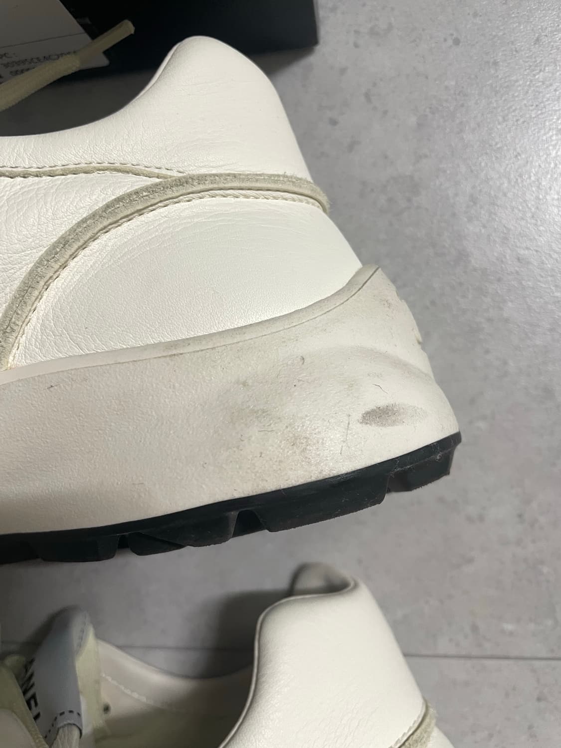 샤넬 크루즈 스니커즈  상품이미지6