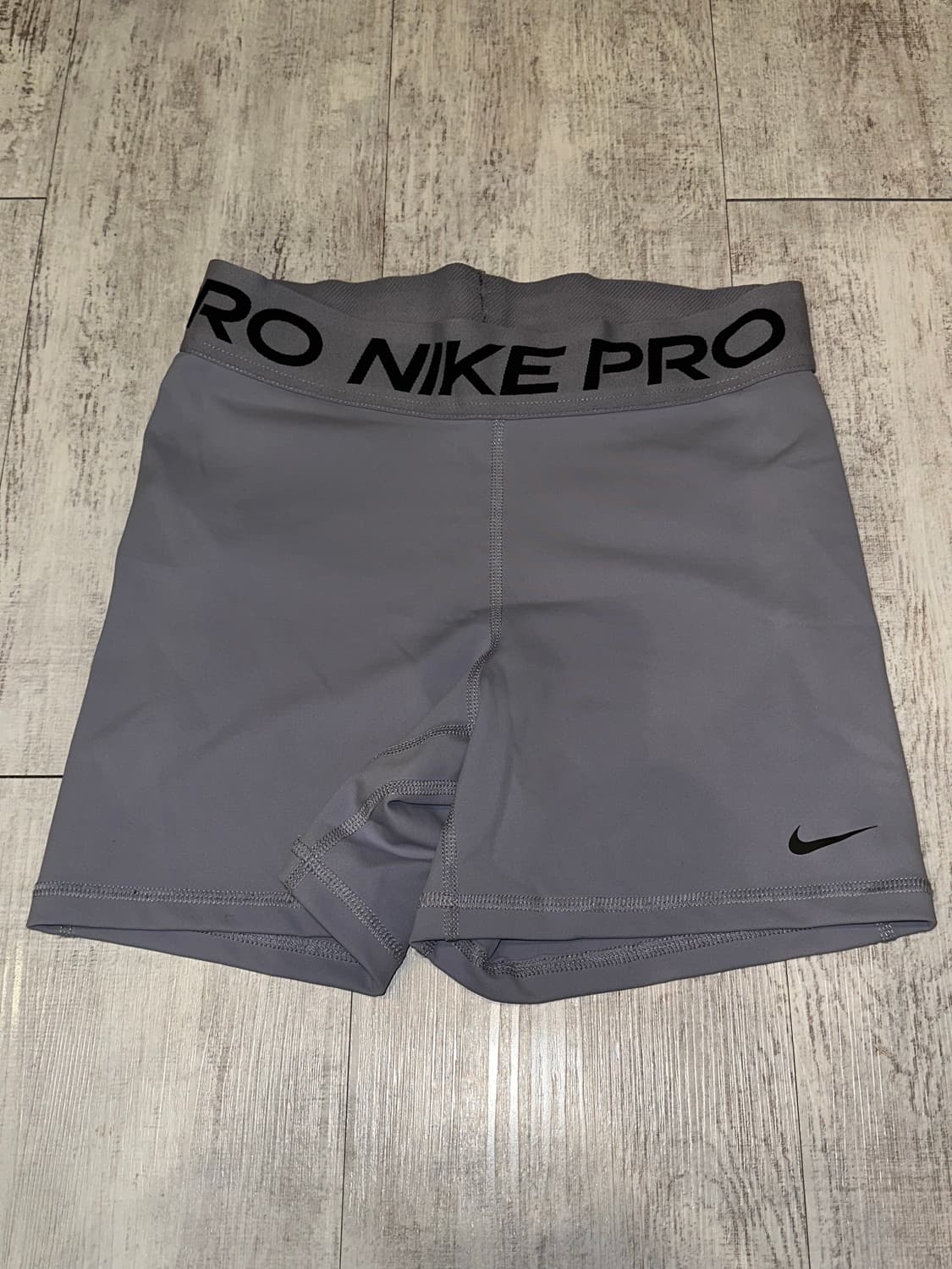 여성 나이키프로 365 5인치 쇼츠 M 상품이미지1