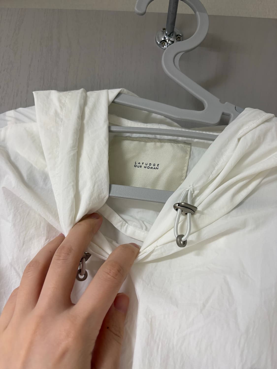 오로 웨어러블 후드 아노락 윈드 자켓 크림 상품이미지2