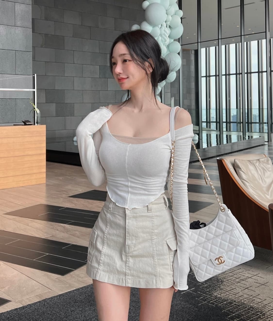 (착용 1회) 카인다미 골반뽕 치마 S 상품이미지3