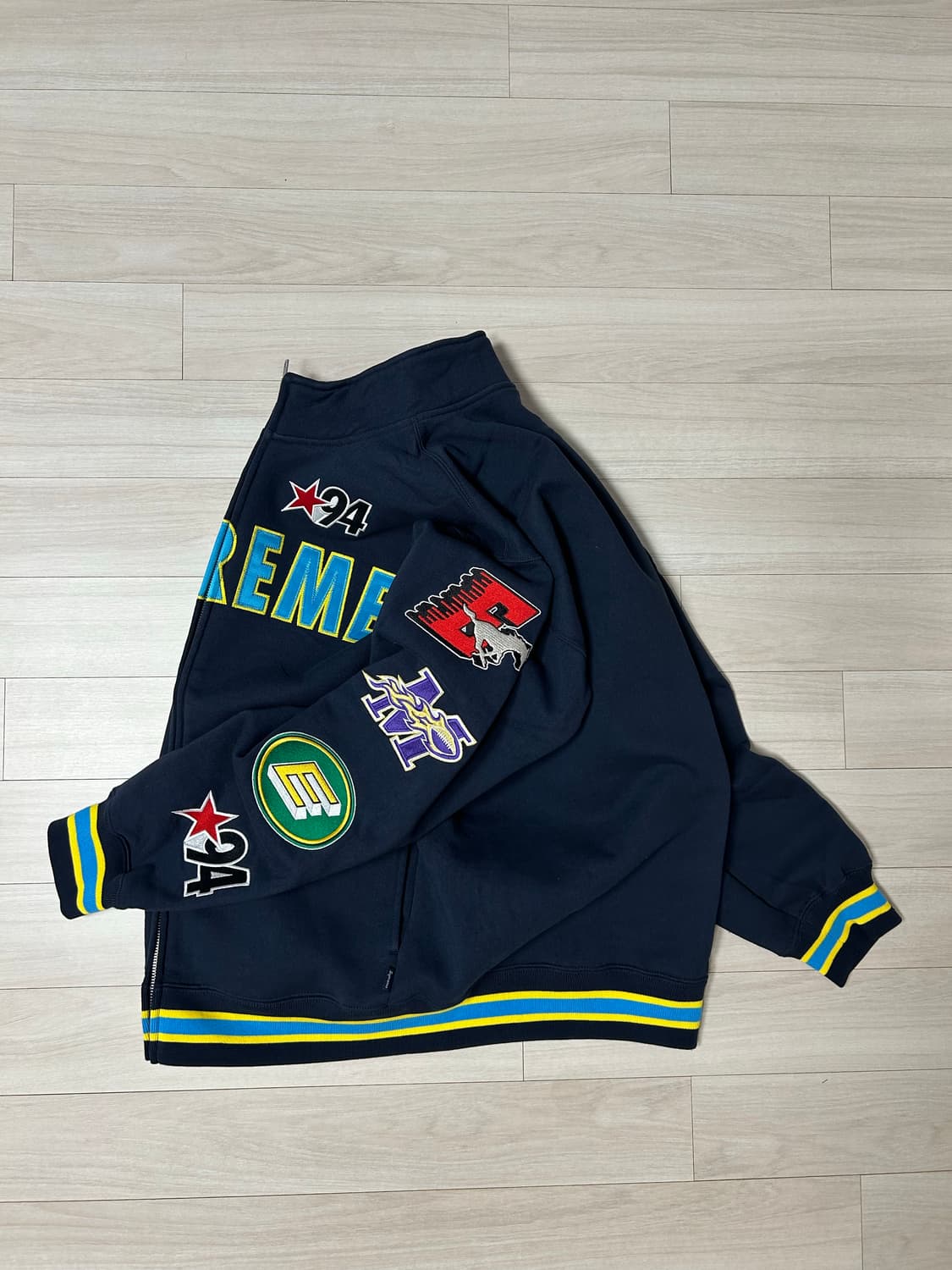 (M) 슈프림 마스코트 집업 - 26ss 상품이미지3