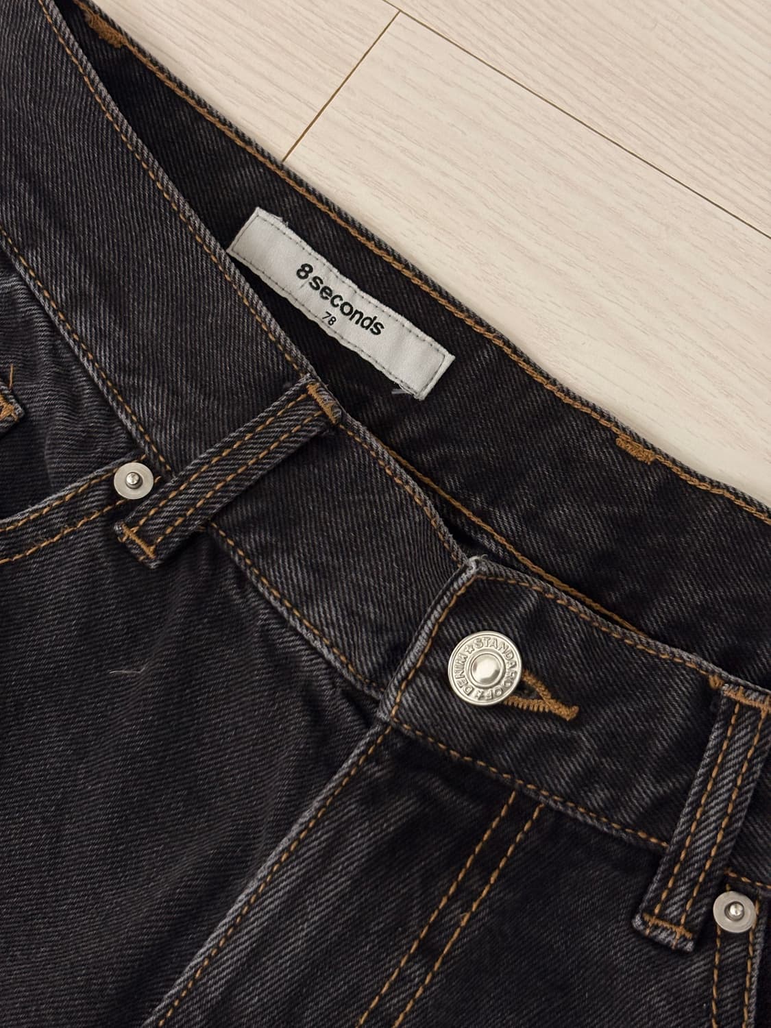 에잇세컨즈 흑청 데님 와이드 일자 팬츠(78) 상품이미지2