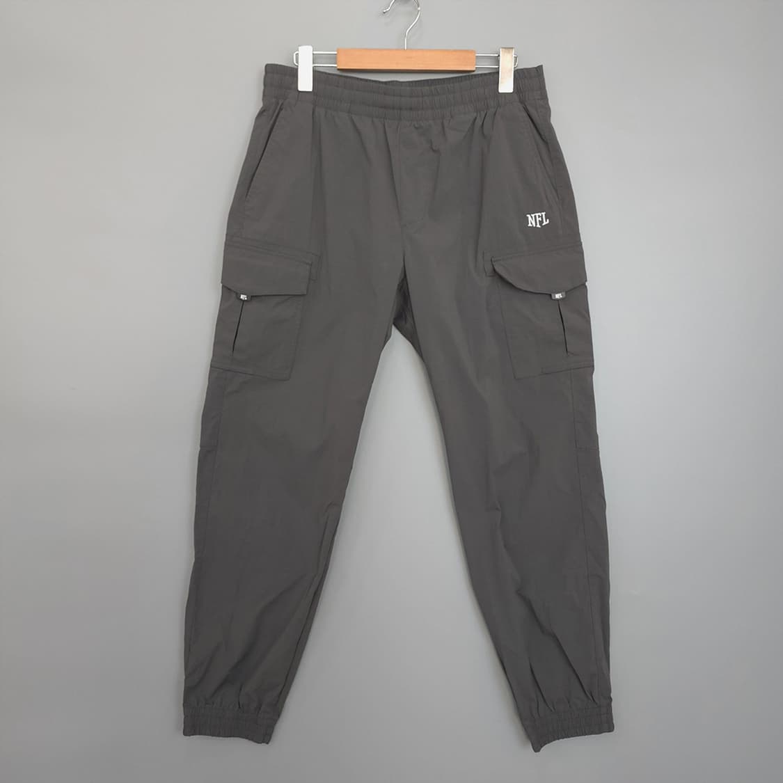 엔에프엘 NFL 카고 조거팬츠 다크그레이 90(36) 상품이미지1