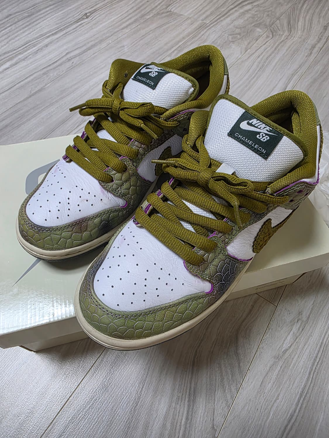 [275] 나이키 x 알렉시스 사블론 sb 덩크로우프로 화이트앤퍼시픽모스 상품이미지3