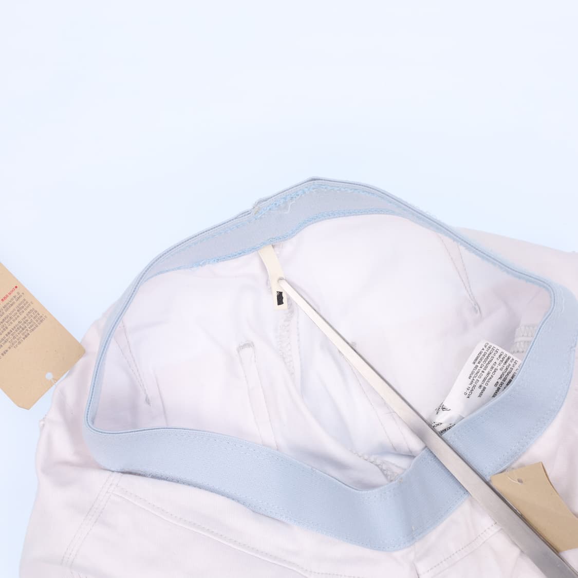 [W26] 새상품 리바이스 화이트 면바지 0114J 상품이미지3