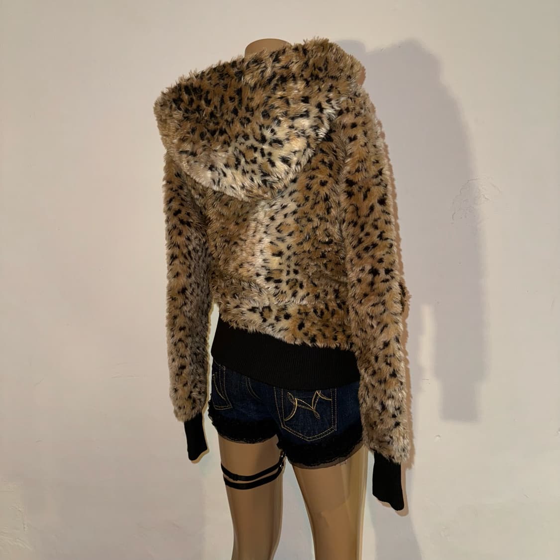 GLAD NEWS 레오파드 후드 점퍼 상품이미지7