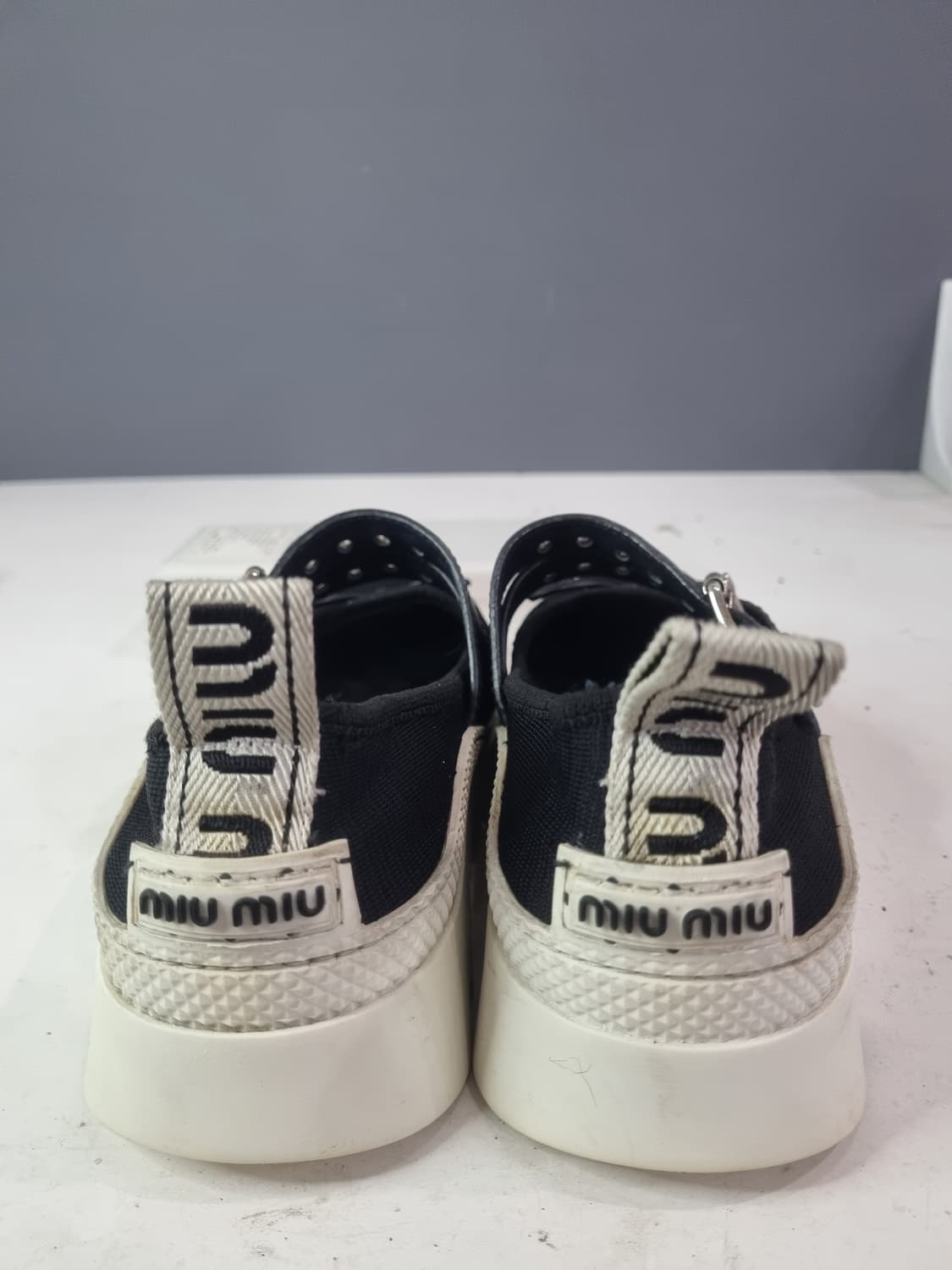 38 미우미우 발레리나 플랫슈즈 상품이미지4